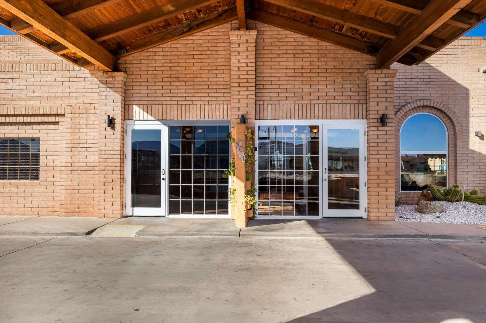 Clarion Inn Sierra Vista Bagian luar foto
