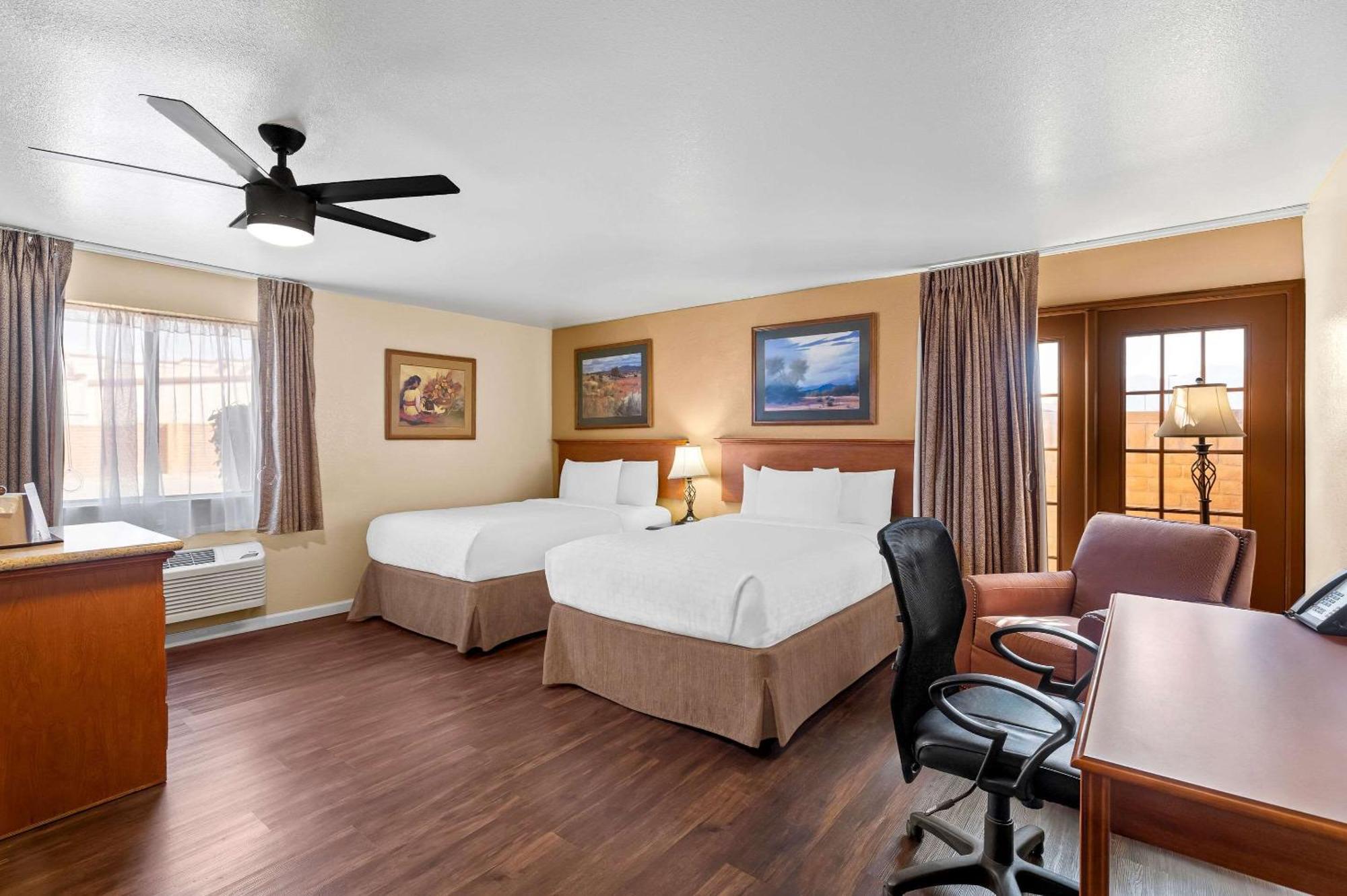 Clarion Inn Sierra Vista Bagian luar foto