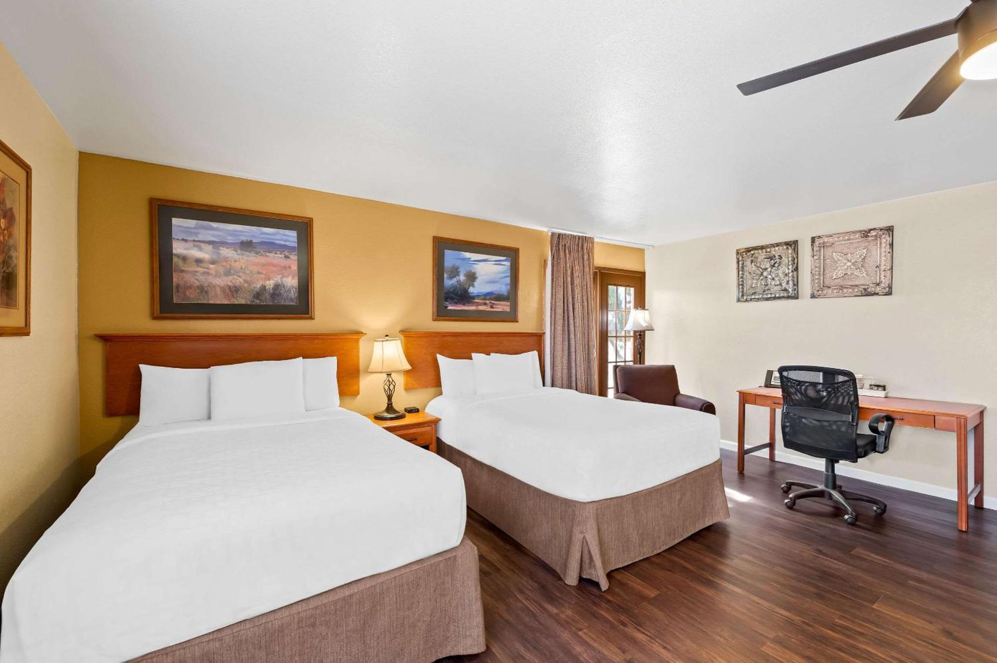 Clarion Inn Sierra Vista Bagian luar foto