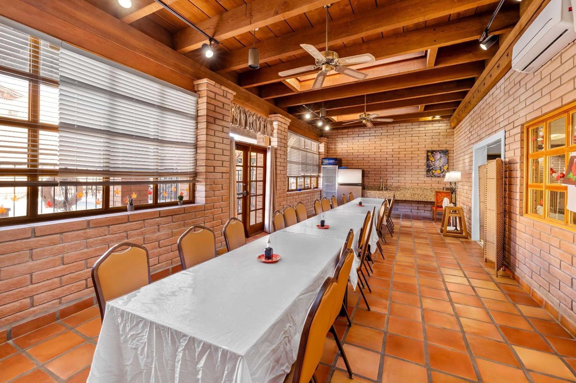 Clarion Inn Sierra Vista Bagian luar foto