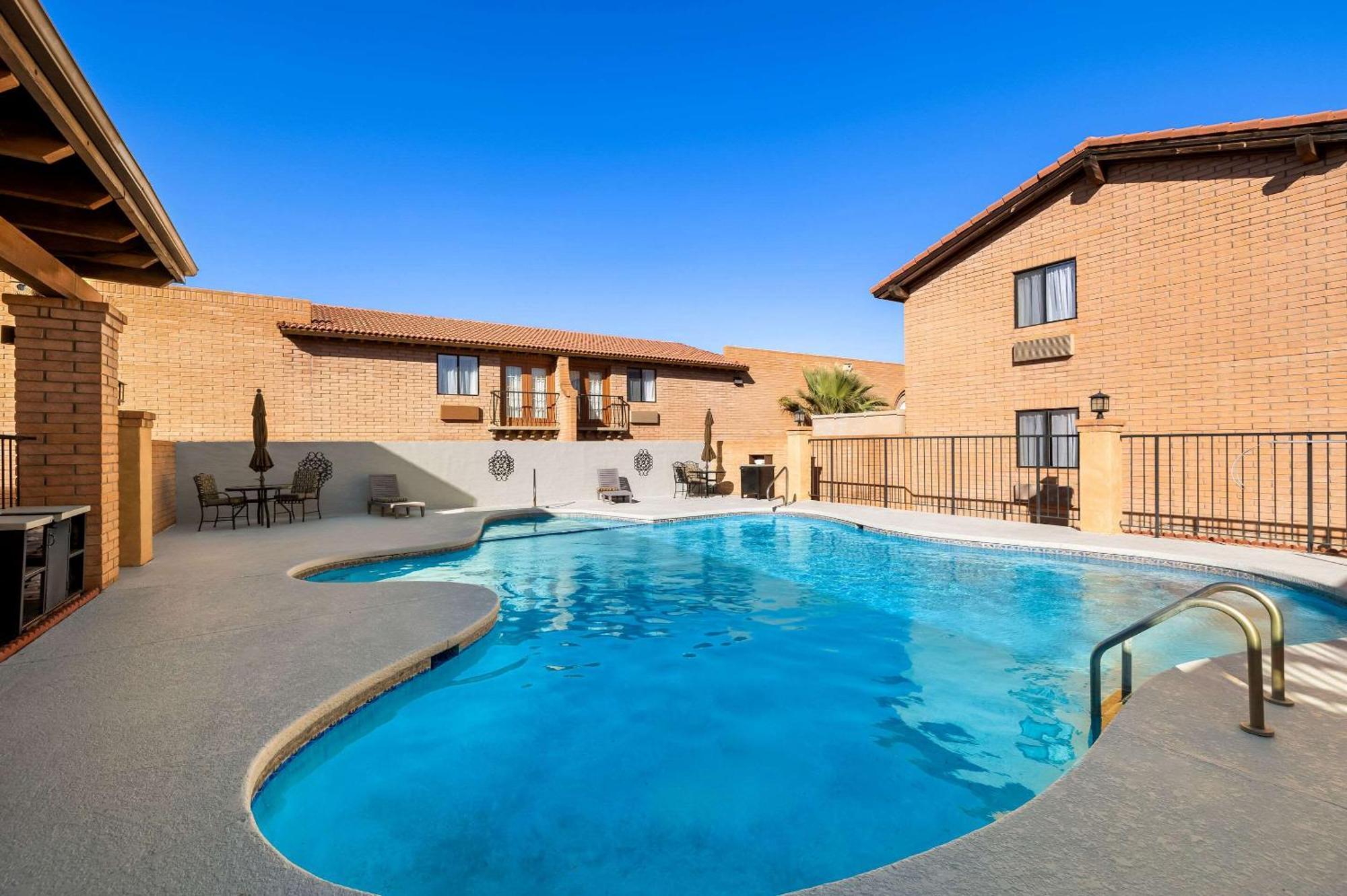 Clarion Inn Sierra Vista Bagian luar foto