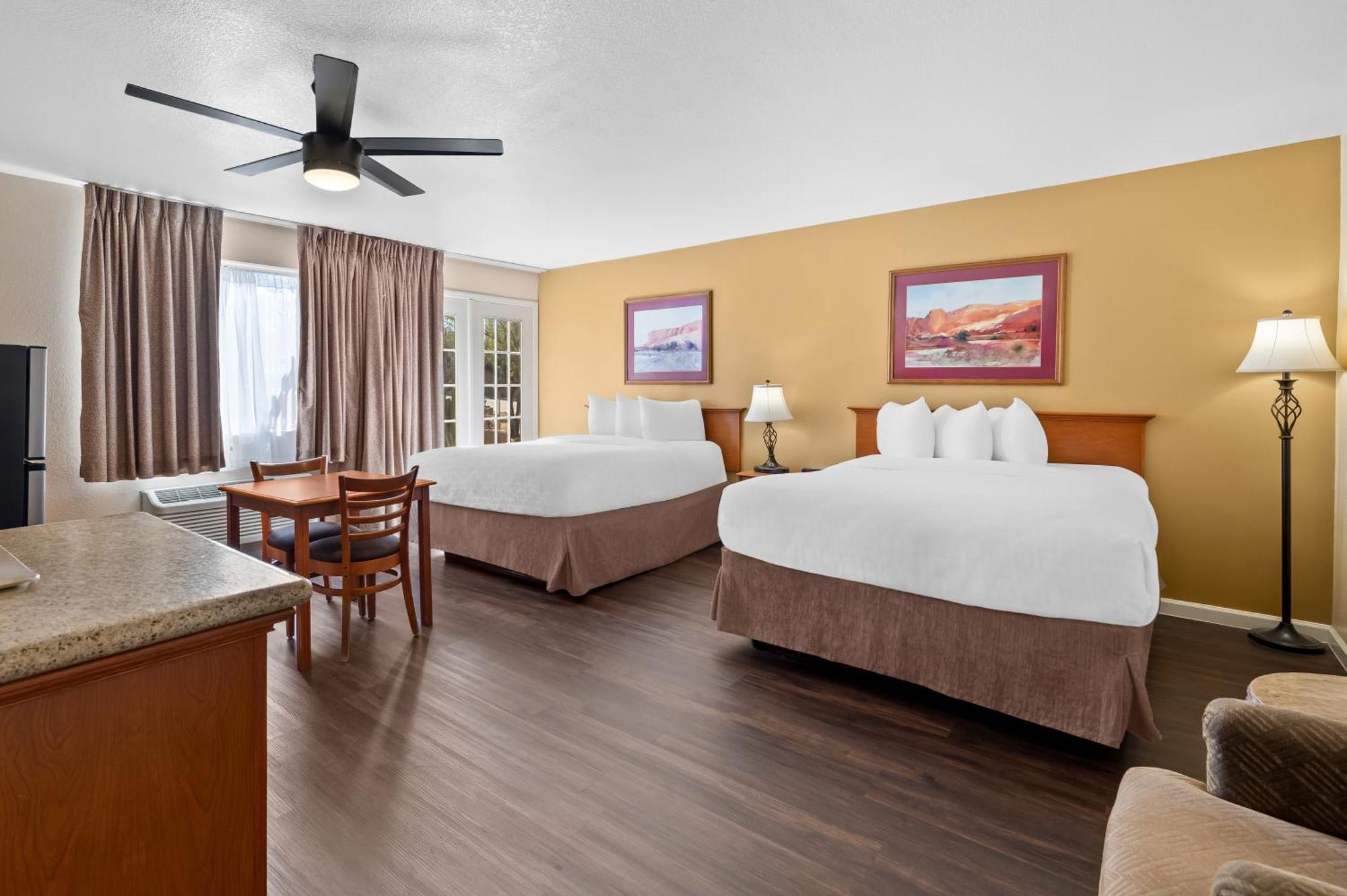 Clarion Inn Sierra Vista Bagian luar foto